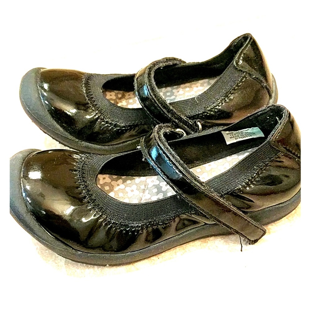 🎉 Host Pick 🎉 Hanna Andersson girls black patent leather shoes